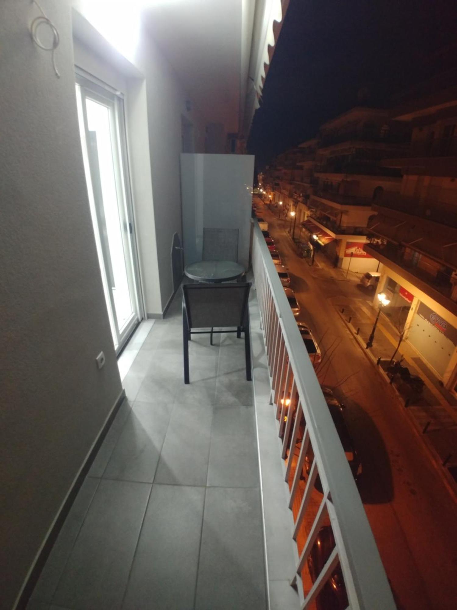 Λαμπερό Διαμέρισμα 2 테살로니키 외부 사진